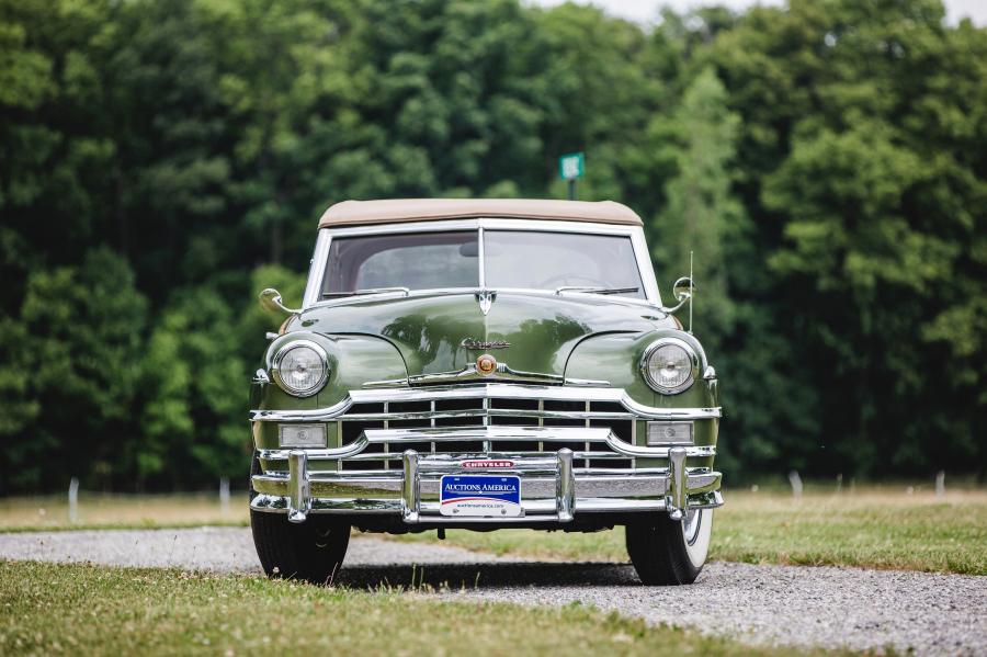  Chrysler Town & Country Convertible (C46N) 1949 года  (фото 3 из 41)